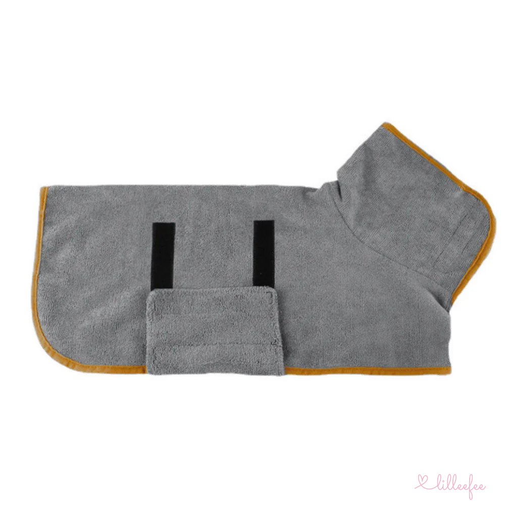Flauschiger-Hundebademantel-grau